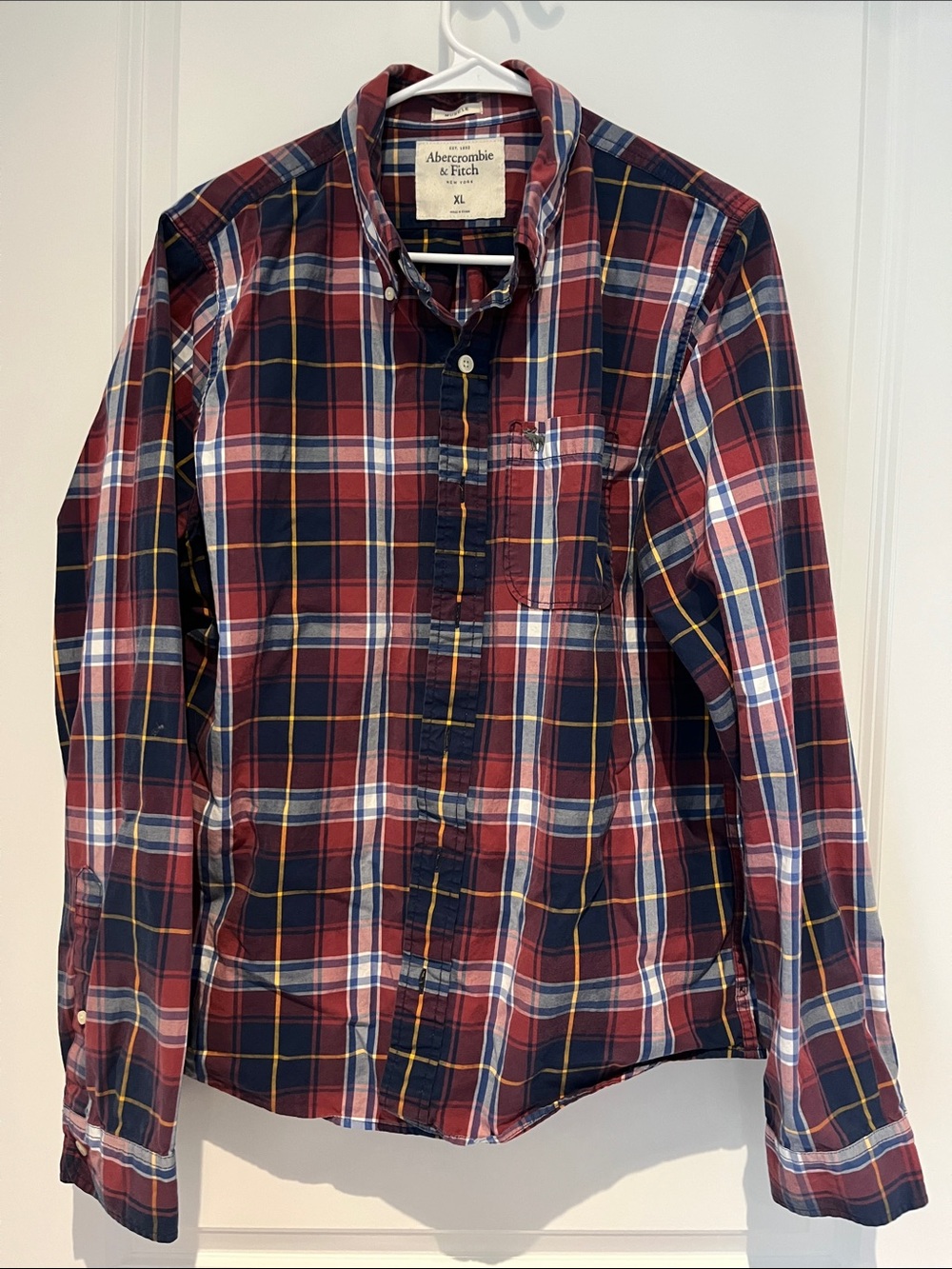 Abercrombie & Fitch Navy and Red Plaid Muscle Button-Down Shirt